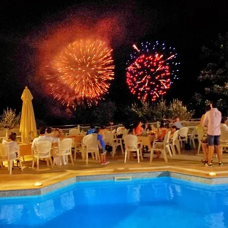 ゲストハウス La Neffola