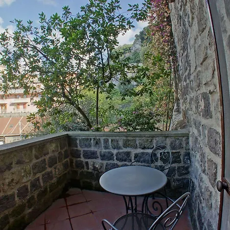 בית הארחה La Neffola