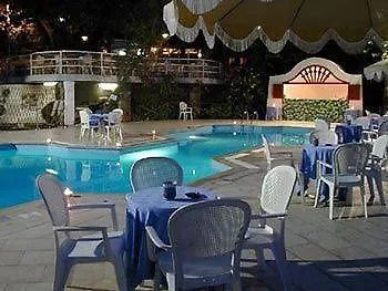 Pensjonat La Neffola 3*